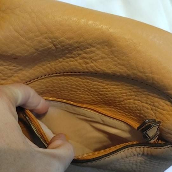 Purse - Picture 3 of 6